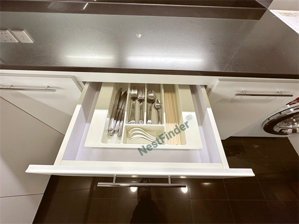 东方豪庭公寓厨房厨具照片 (1).jpg